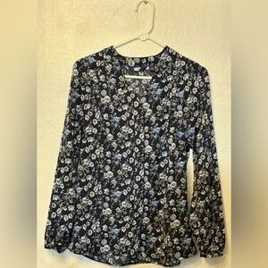Chase Bank Lands' End Black and Blue Floral Top